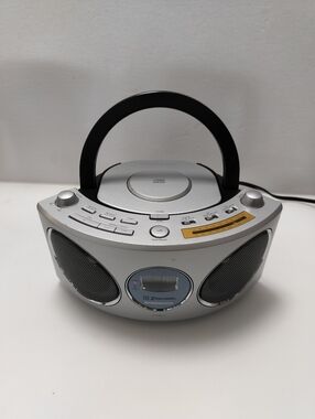 Emerson PD6810 CD Player Radio Boombox Pre-owned Works Great.